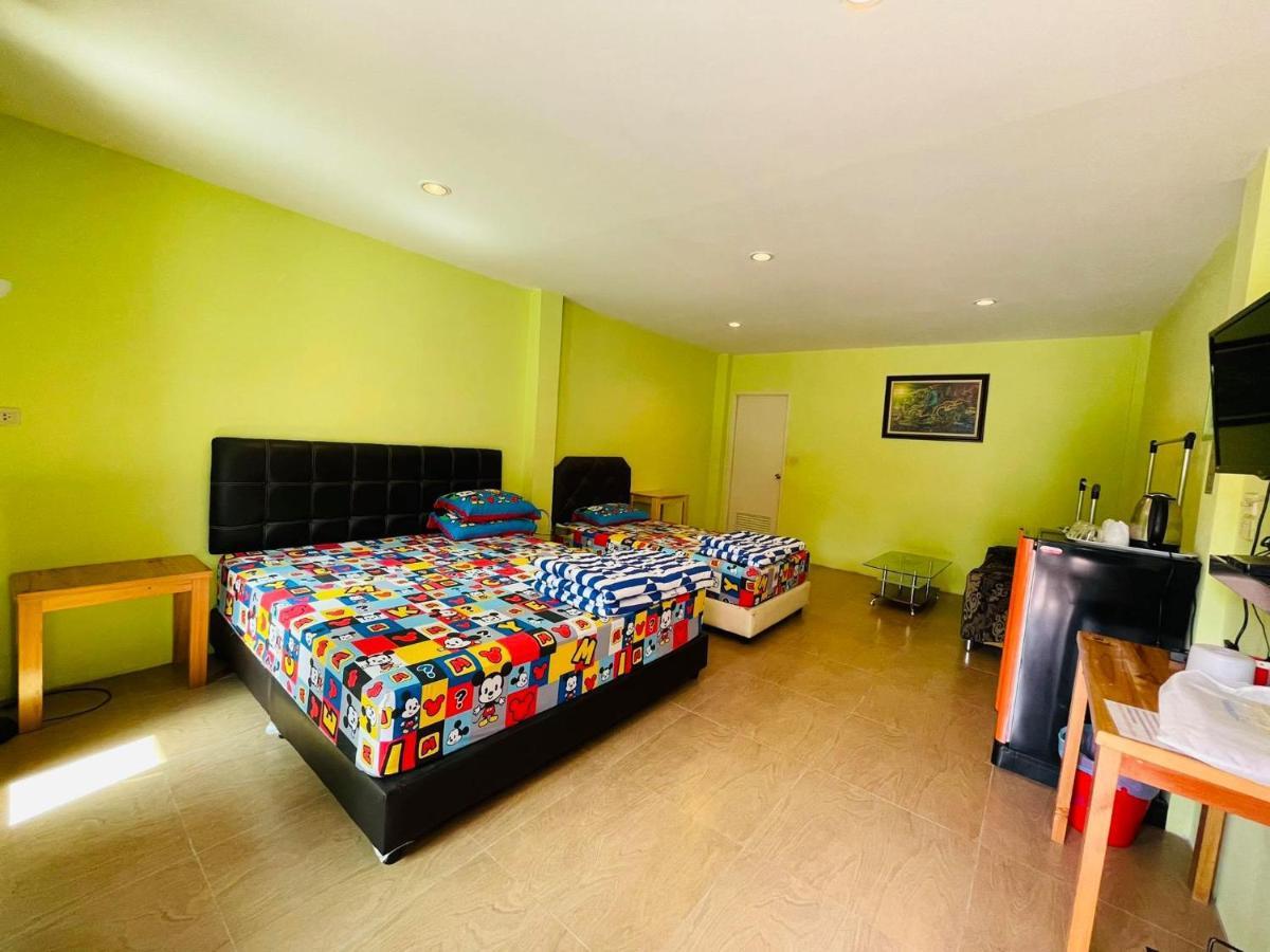 Baan Sri Family Otel Kabin Buri Dış mekan fotoğraf