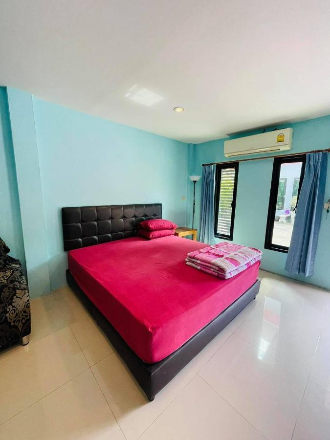 Baan Sri Family Otel Kabin Buri Dış mekan fotoğraf